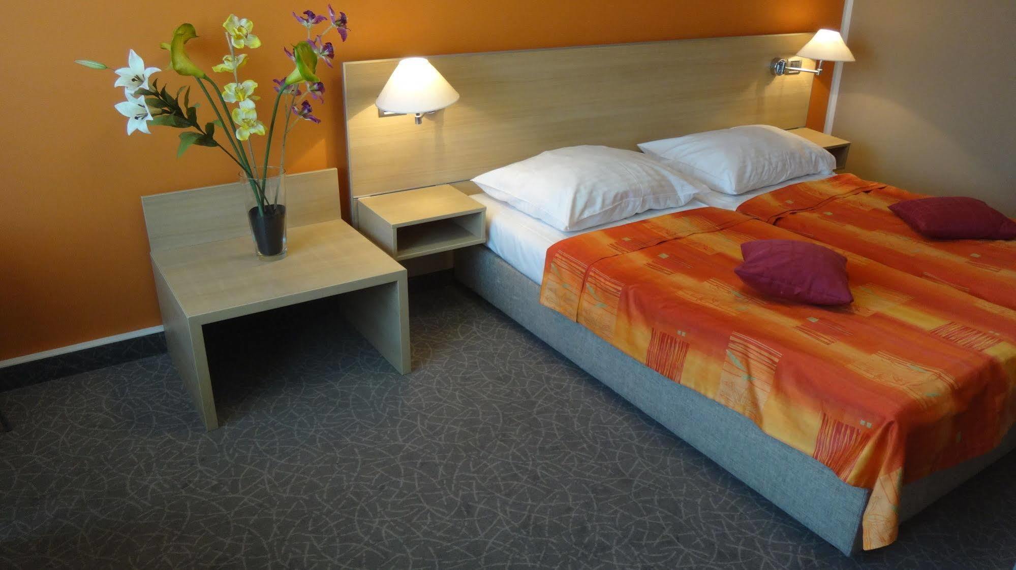 Ehrlich 4* Praga